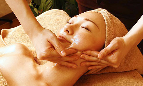 小顔セラピー+毛穴洗浄コース